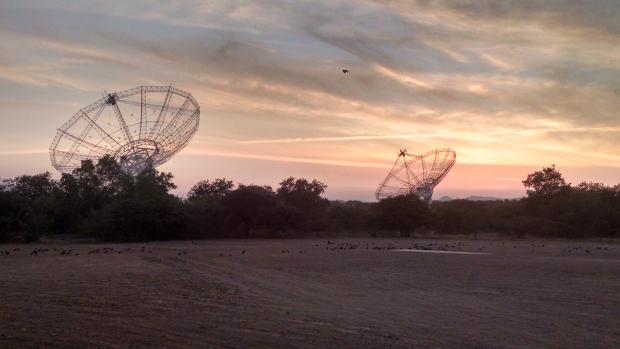 Dish antennas of the Giant Metrewave Radio Telescope Dish antennas of the Giant Metrewave Radio Telescope