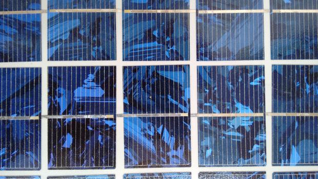 Scientists Design Novel Inverters for Harnessing Solar Power