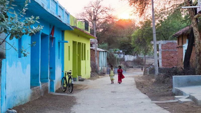 रेखाचित्र प्रतिमा : सॅम संतोष, आयआयटी मुंबई एक पाऊल- भारतीय खेडी स्वयंपूर्ण करण्याकडे