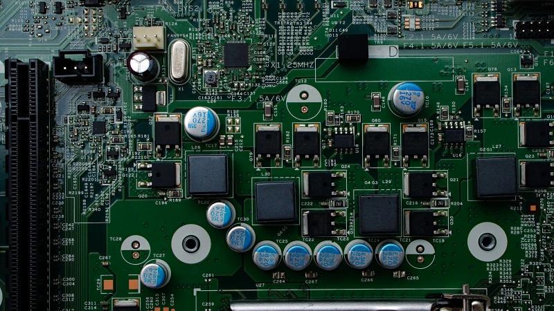 Image by Michael Dziedzic on Unsplash Merging memory and computing in nanoscale devices for efficient computation