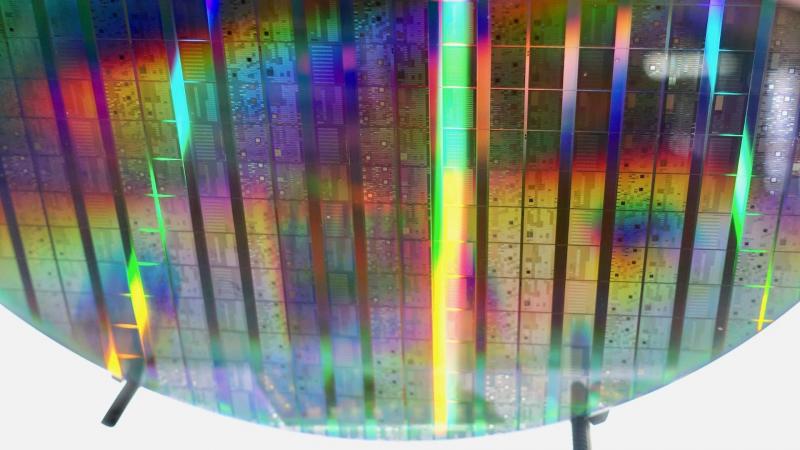 Image by Steve Jurvetson A new approach to quantum information processing at room temperatures