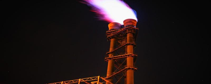 Examining the impact of natural gas use on Indian economy and environment